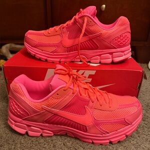 Mens Nike vomero melon Pink Athletic low top Sneakers size 12